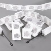 Antihumidity desiccant tray / for containers